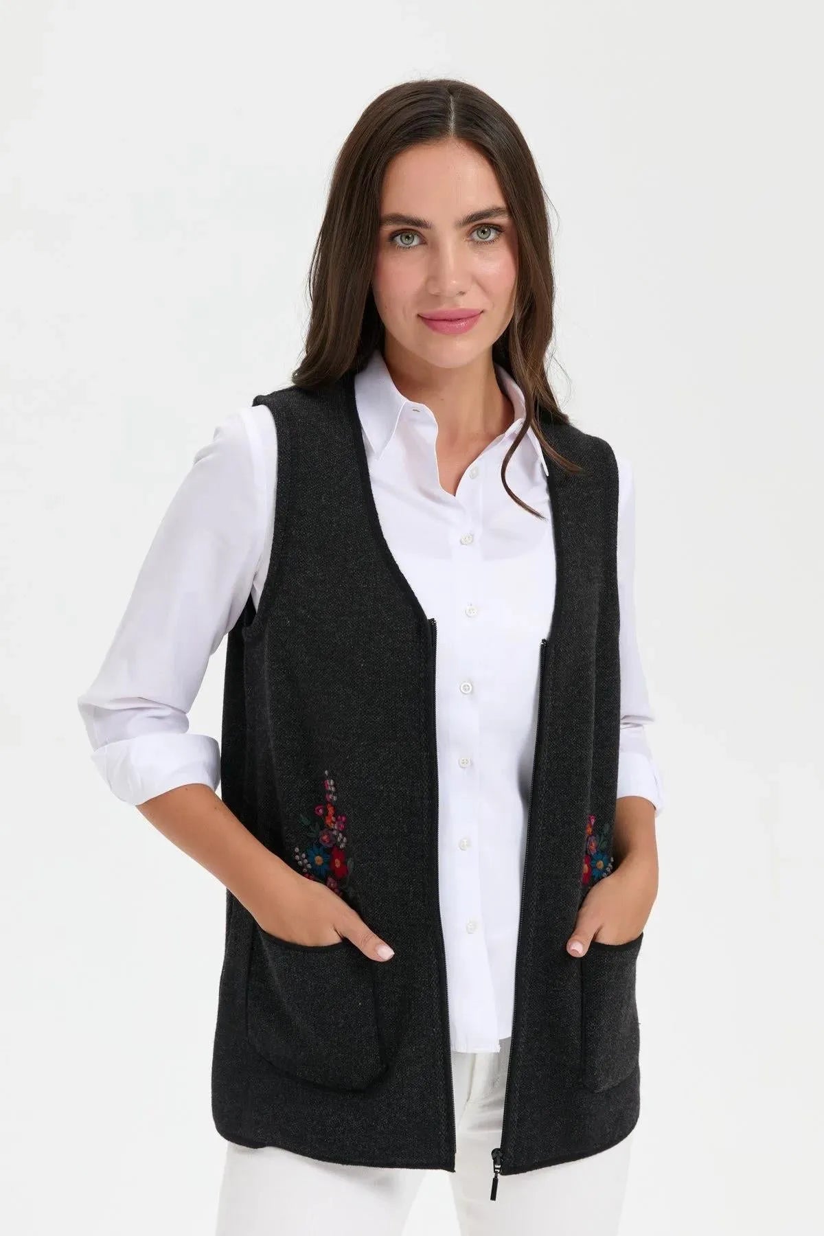 Women's V Neck Pocket Embroidered Wool Vest 