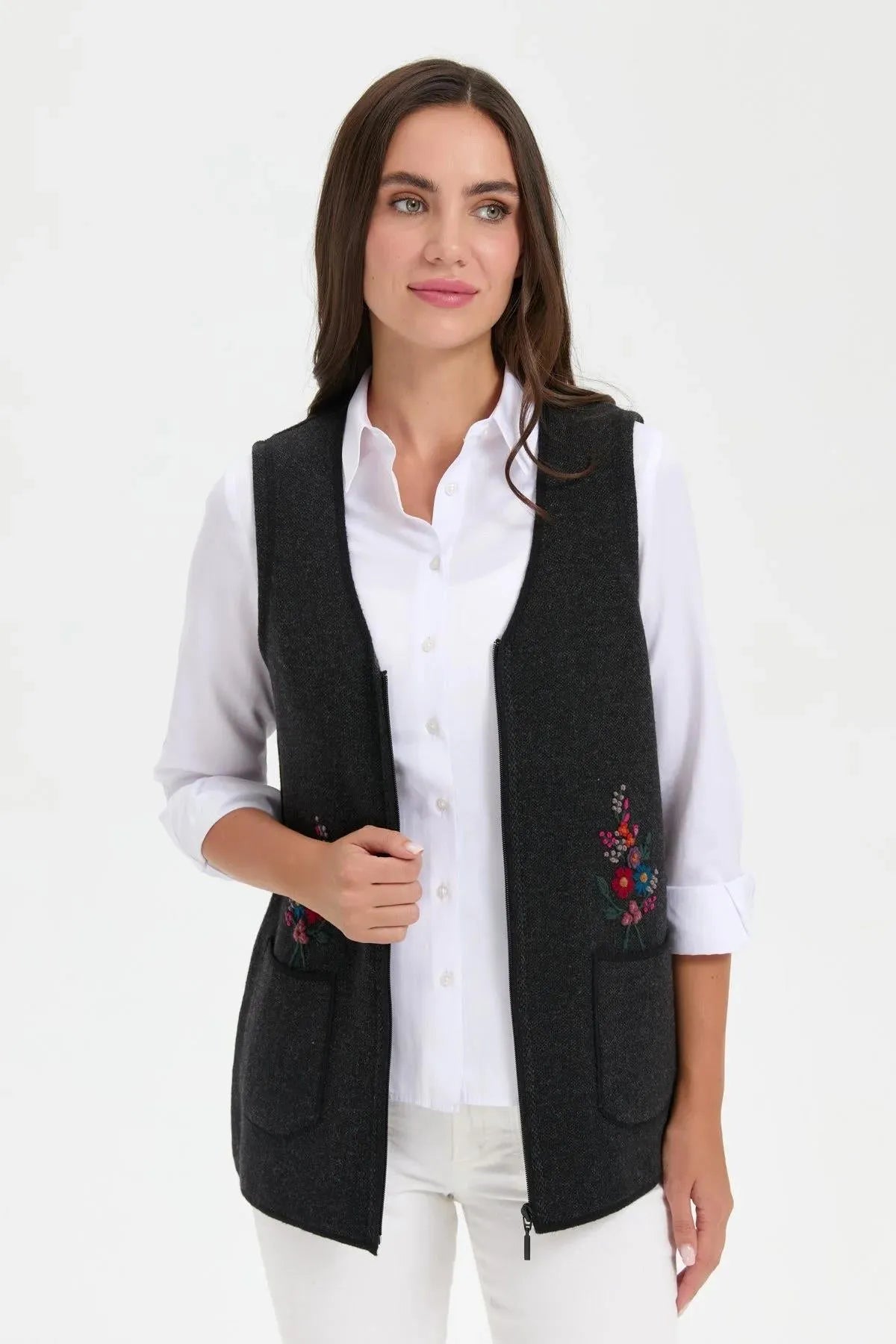 Women's V Neck Pocket Embroidered Wool Vest 