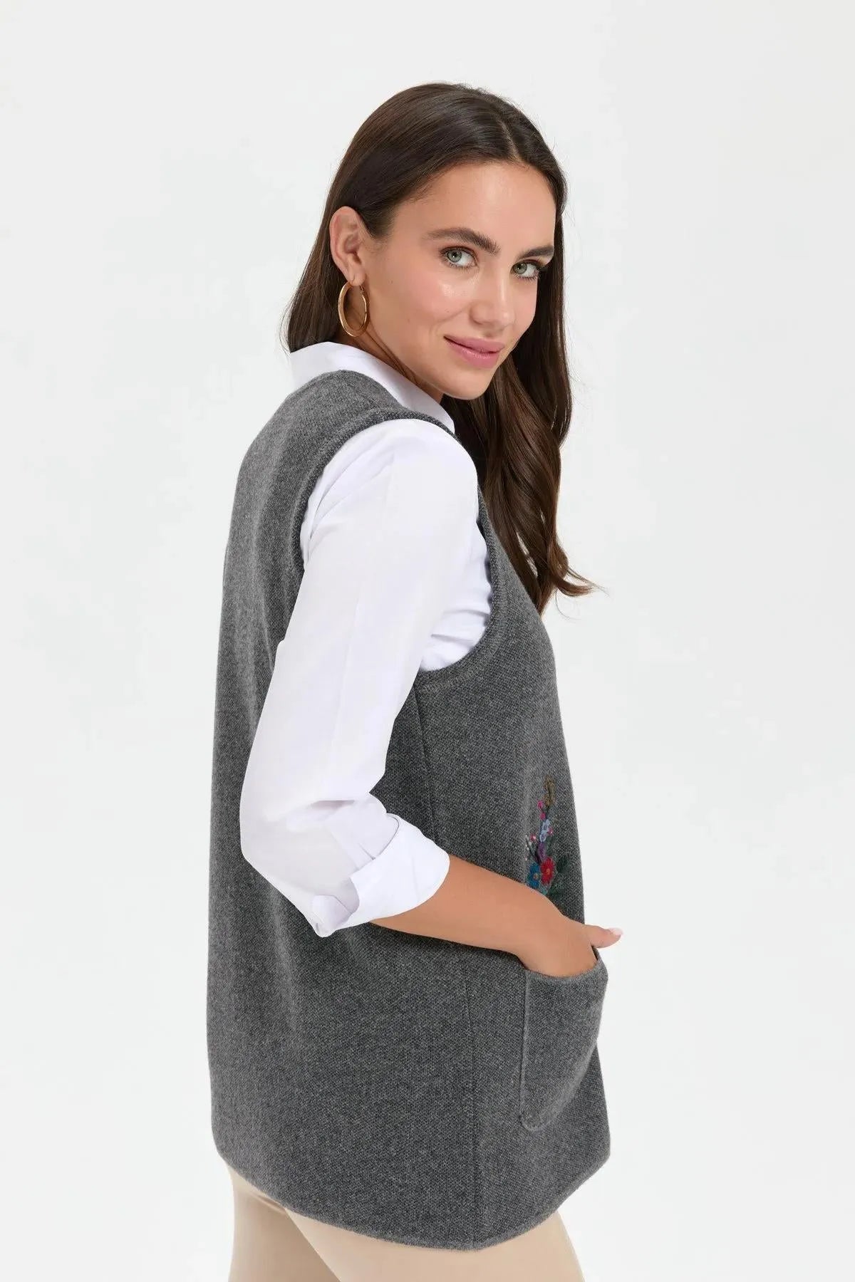 Women's V Neck Pocket Embroidered Wool Vest 