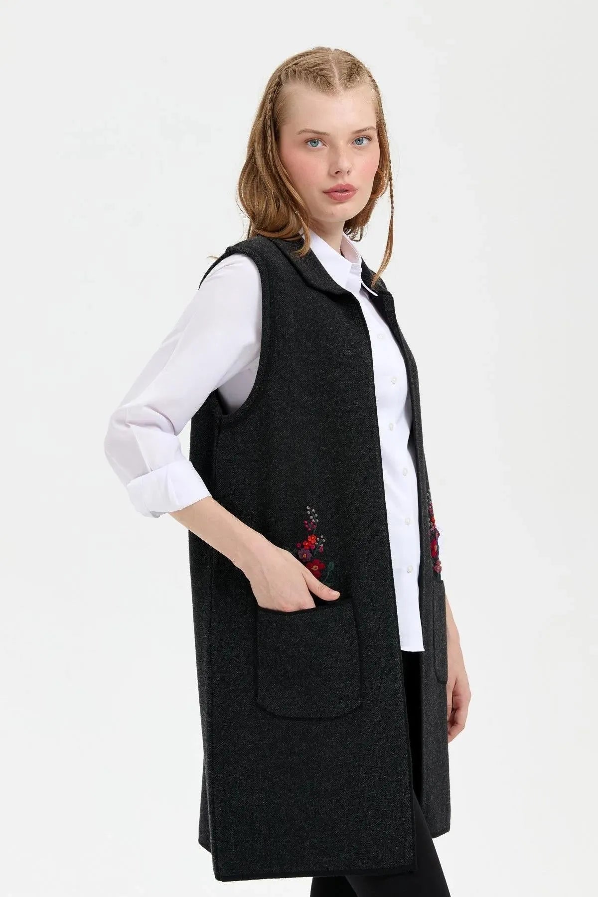 Women's Polo Collar Open Front Embroidered Long Wool Vest 