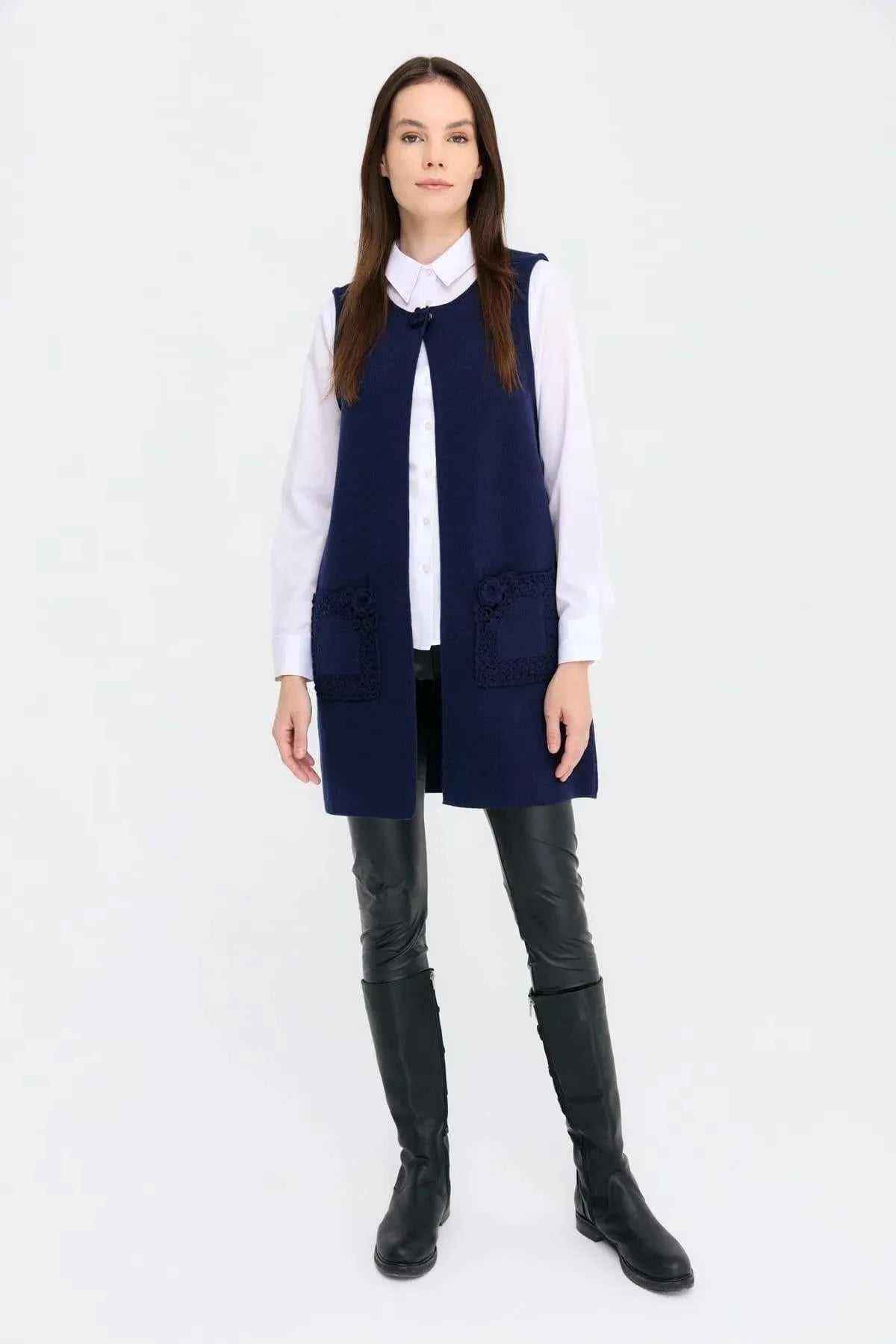 Zero Collar Open Front Pocket Rose Detailed Long Wool Vest 