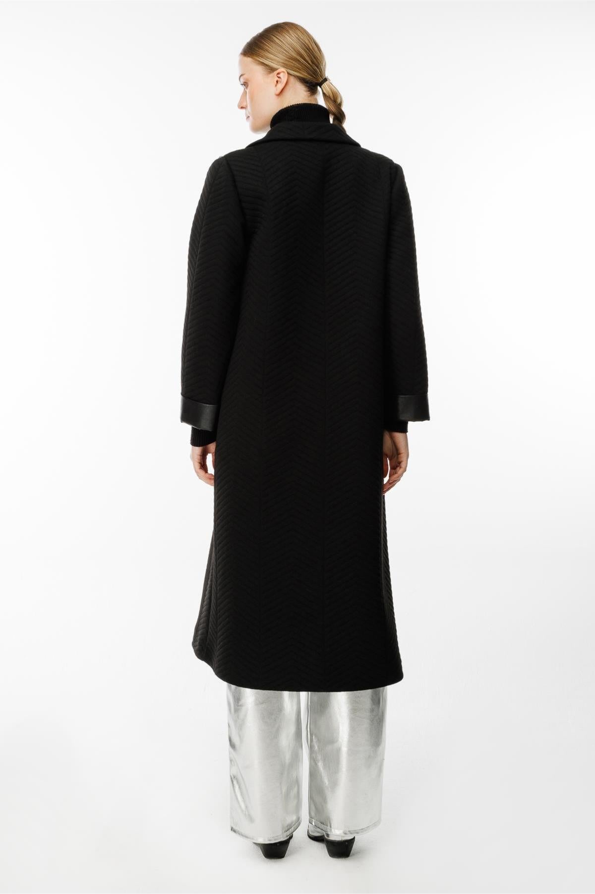 Coat with Folded Sleeves and Pocket Details