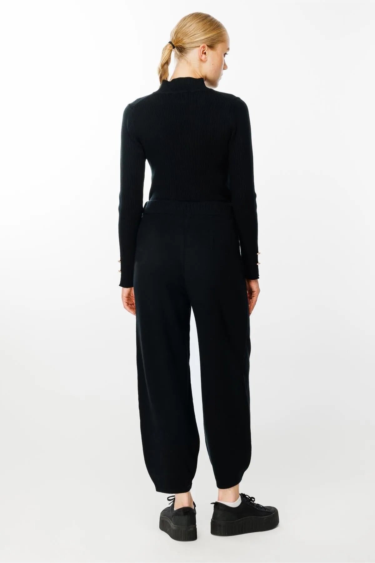 Tied Waist Knitted Trousers