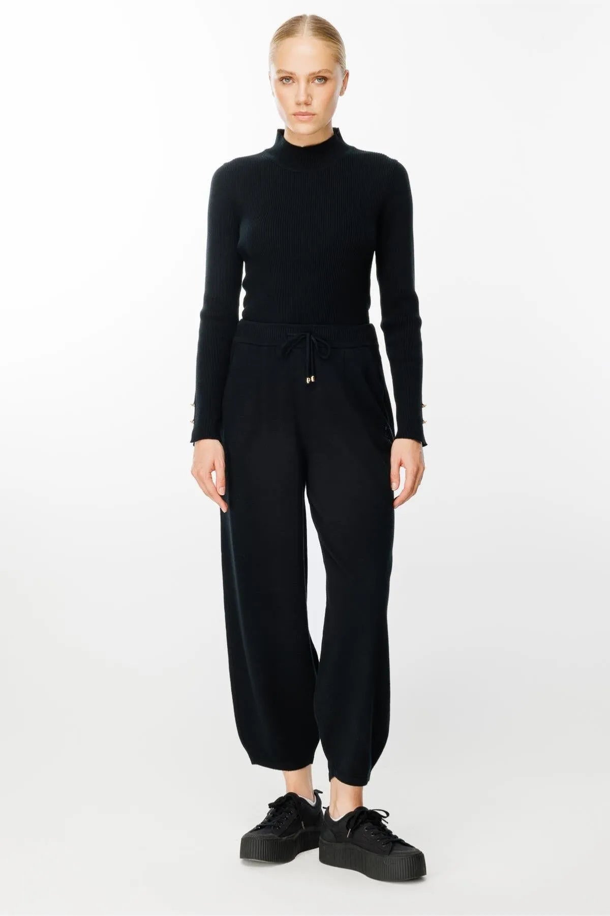 Tied Waist Knitted Trousers