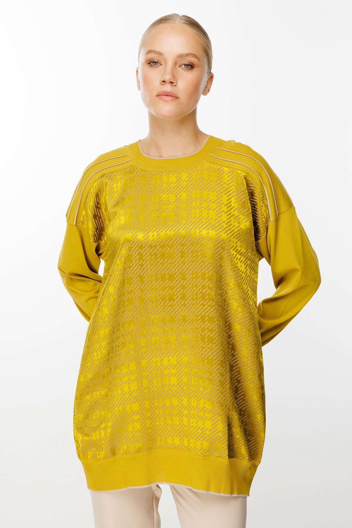 Square Patterned Knit Tunic