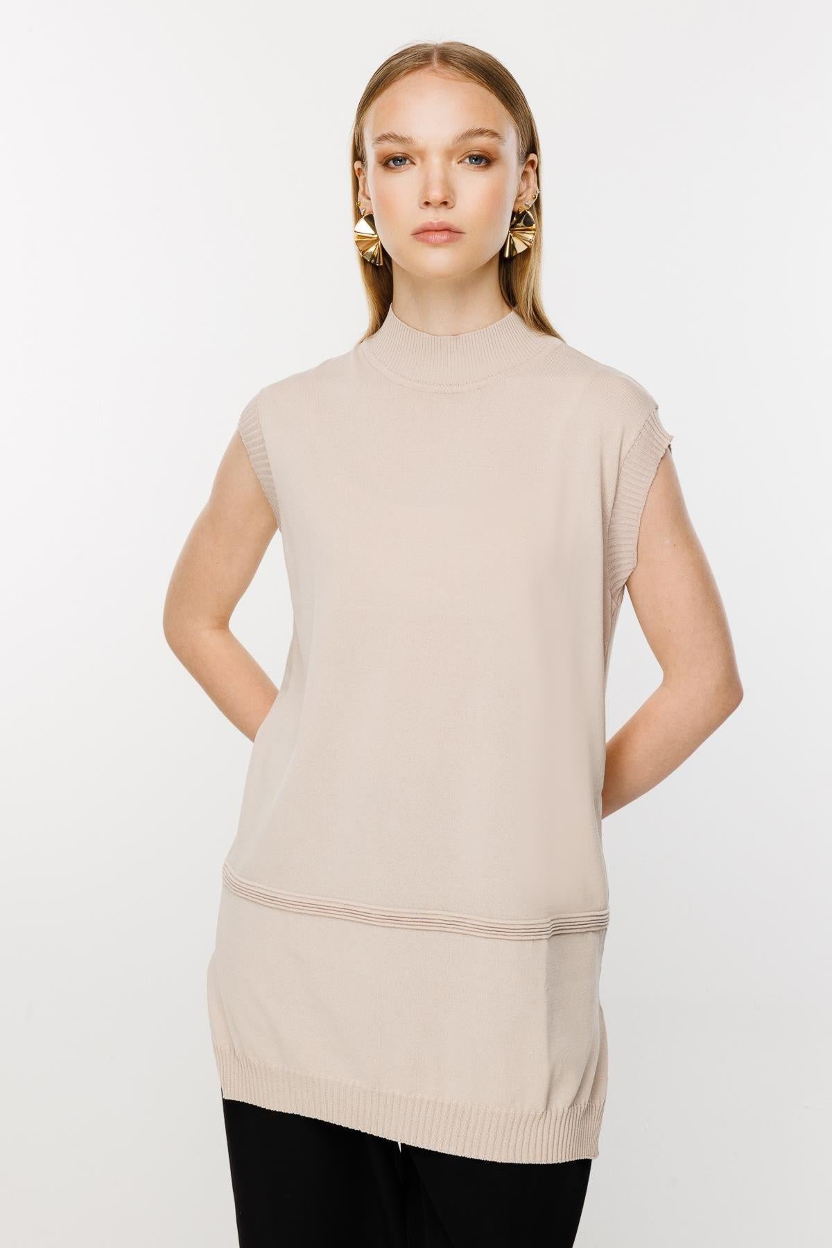 Sleeveless Fine Knit Tunic