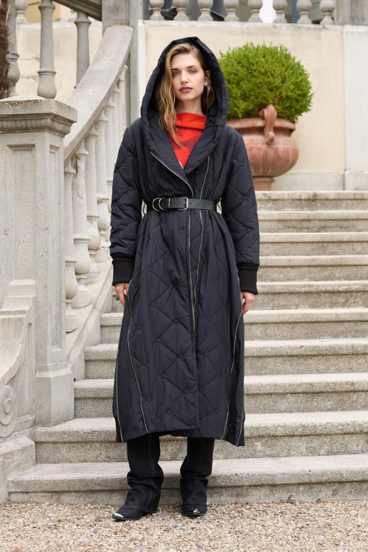 Quilted Coat with Hooded Zipper Detail 