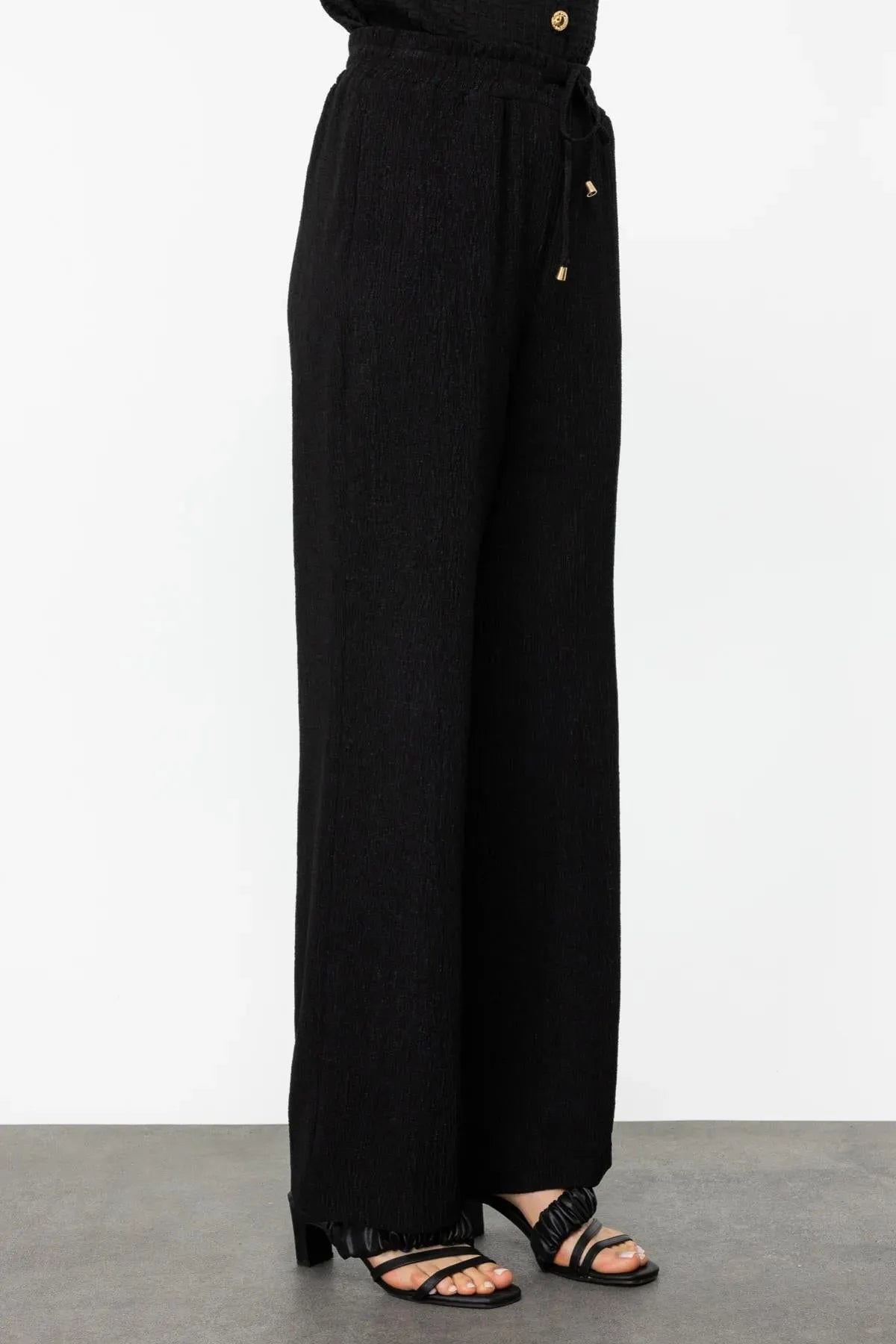 Self-Patterned Elastic Waist Trousers