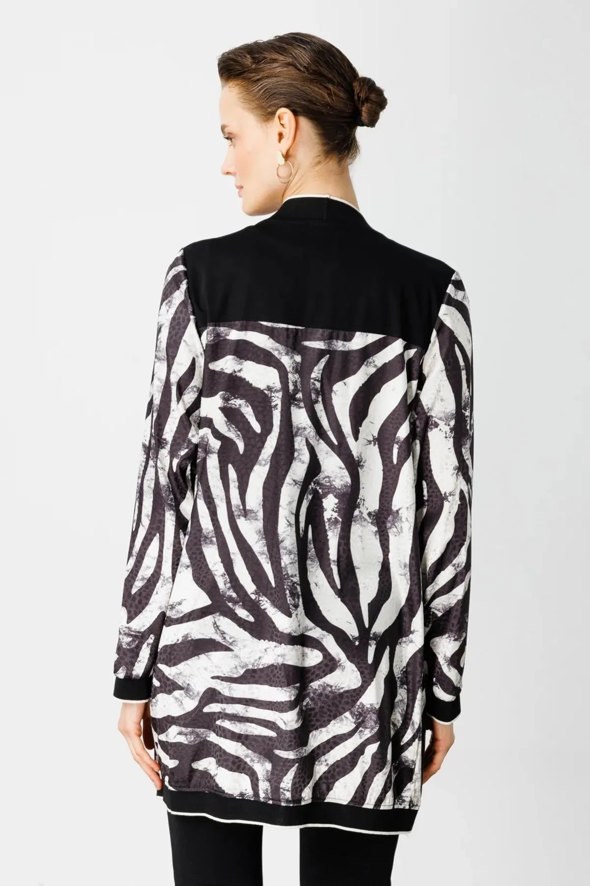 Zebra Patterned Ribbed Long Cardigan