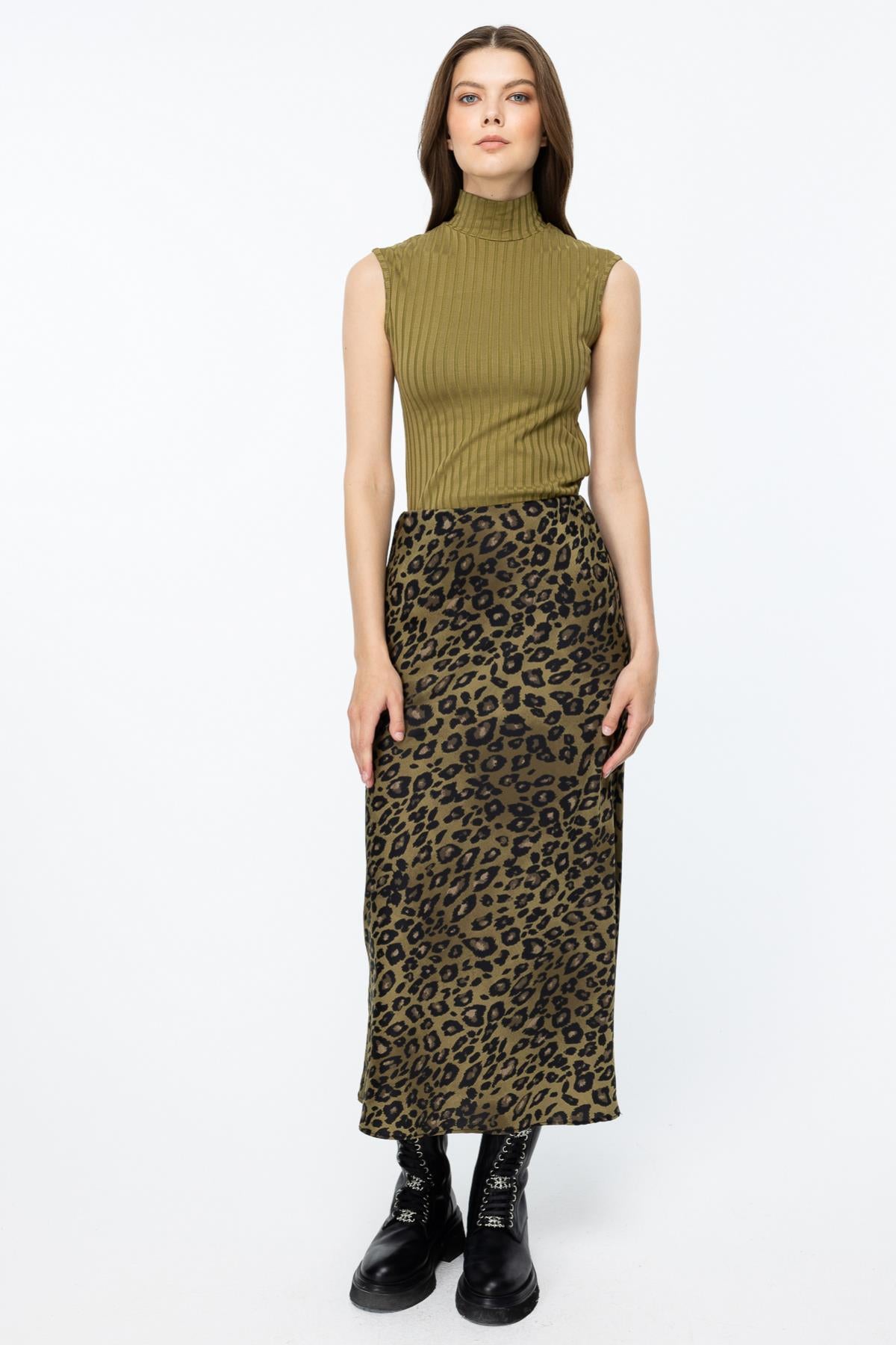 Leopard Patterned Midi Length Satin Skirt