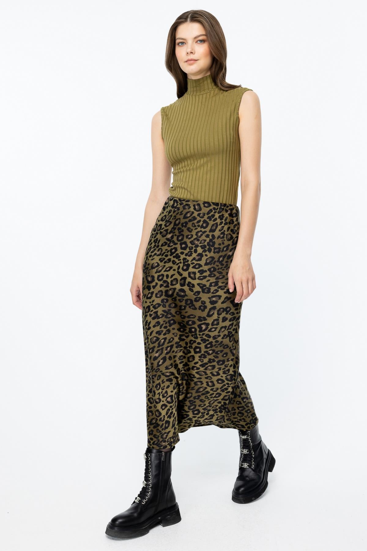 Leopard Patterned Midi Length Satin Skirt