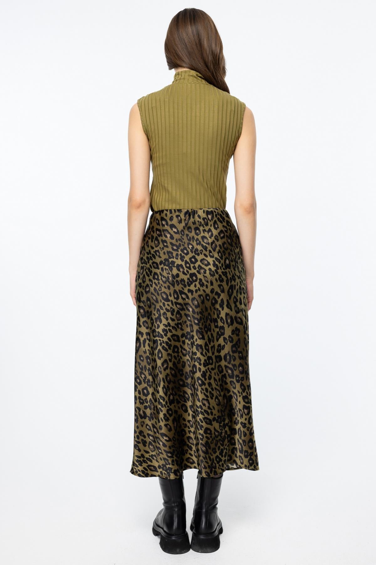 Leopard Patterned Midi Length Satin Skirt