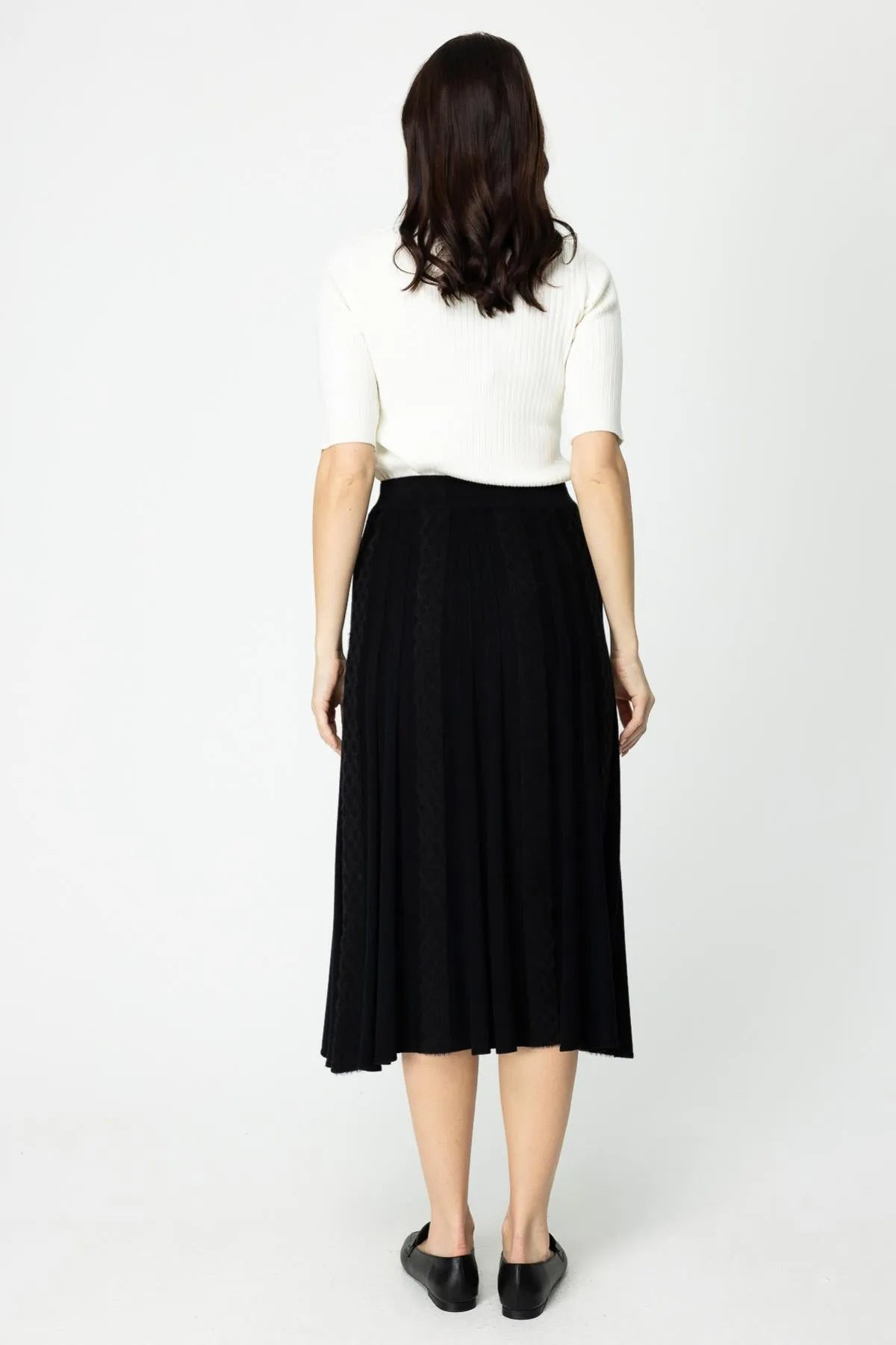 Pleated Midi Length Knit Skirt