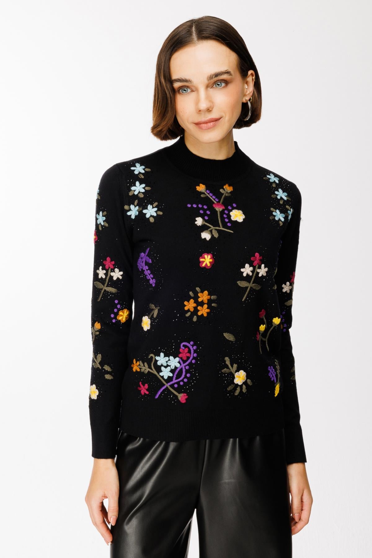 Stand Collar Embroidered Knitwear Sweater