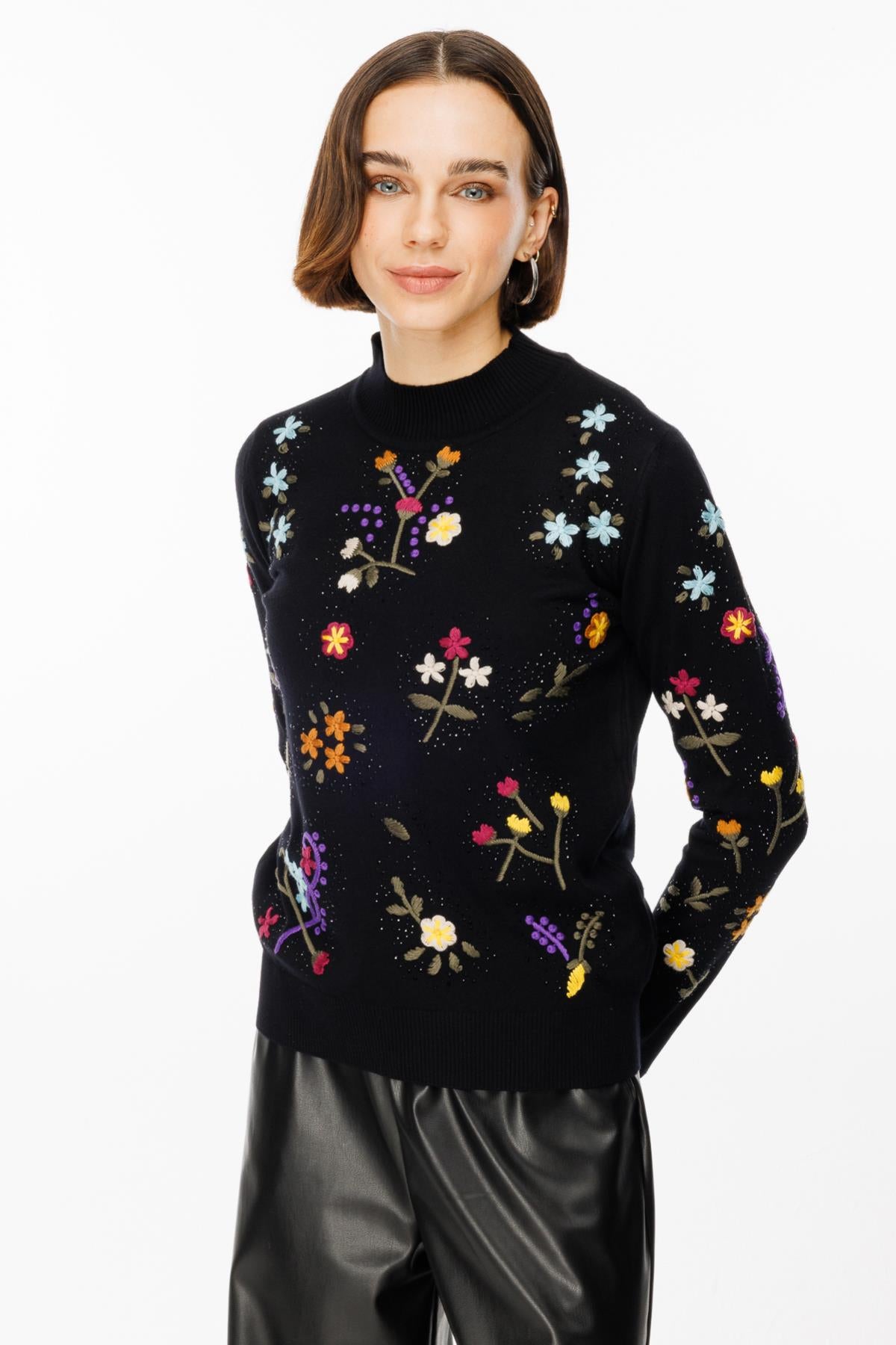 Stand Collar Embroidered Knitwear Sweater