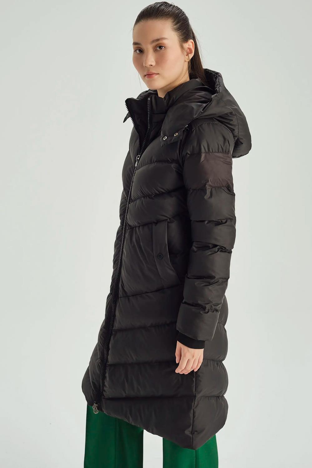 B Vertigo Women's Elina Down Long Winter Coat